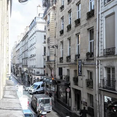 리슐리외 시크스위트 아파트 *